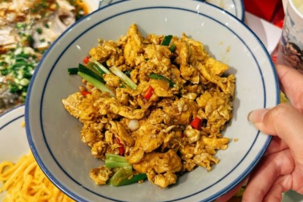 香葱炒鸡蛋